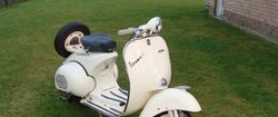 Vespa VL Struzzo